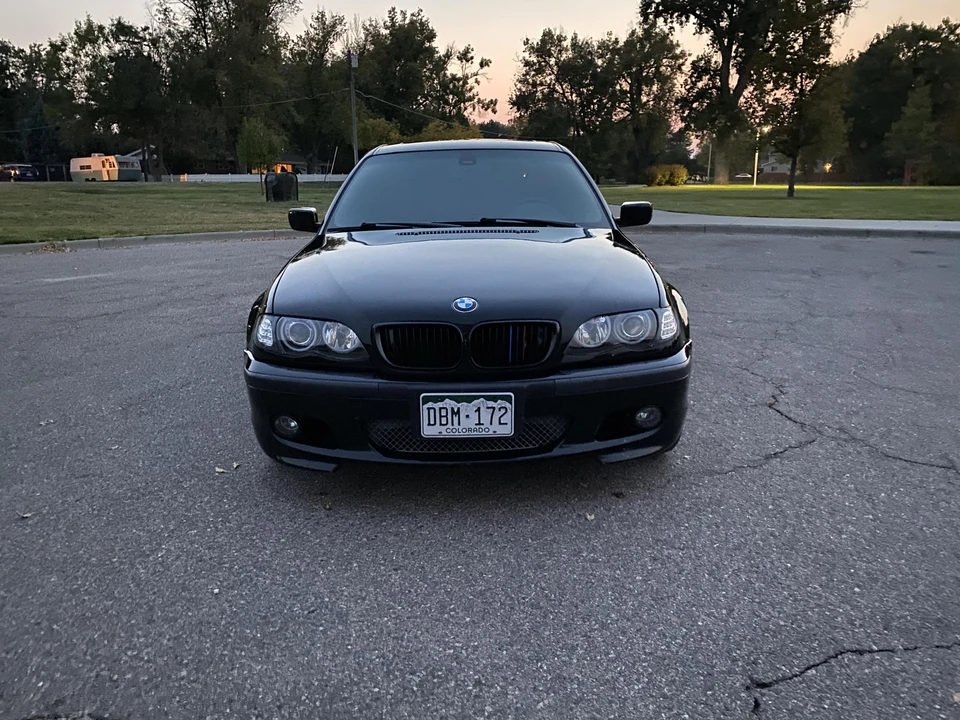 2005 BMW E46 330i & 330Ci - Image 2 of 31