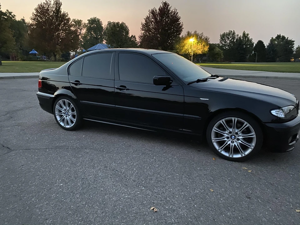 2005 BMW E46 330i & 330Ci - Image 29 of 31
