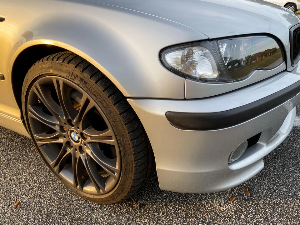 2005 BMW E46 330i & 330Ci - Image 29 of 31