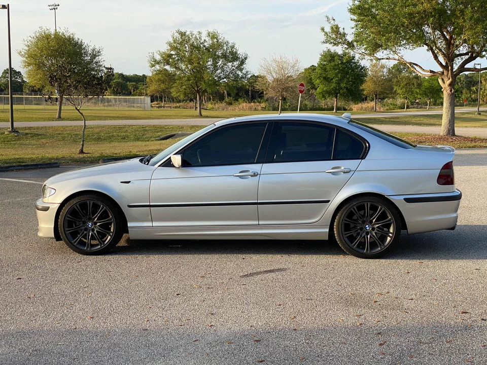 2005 BMW E46 330i & 330Ci - Image 3 of 31