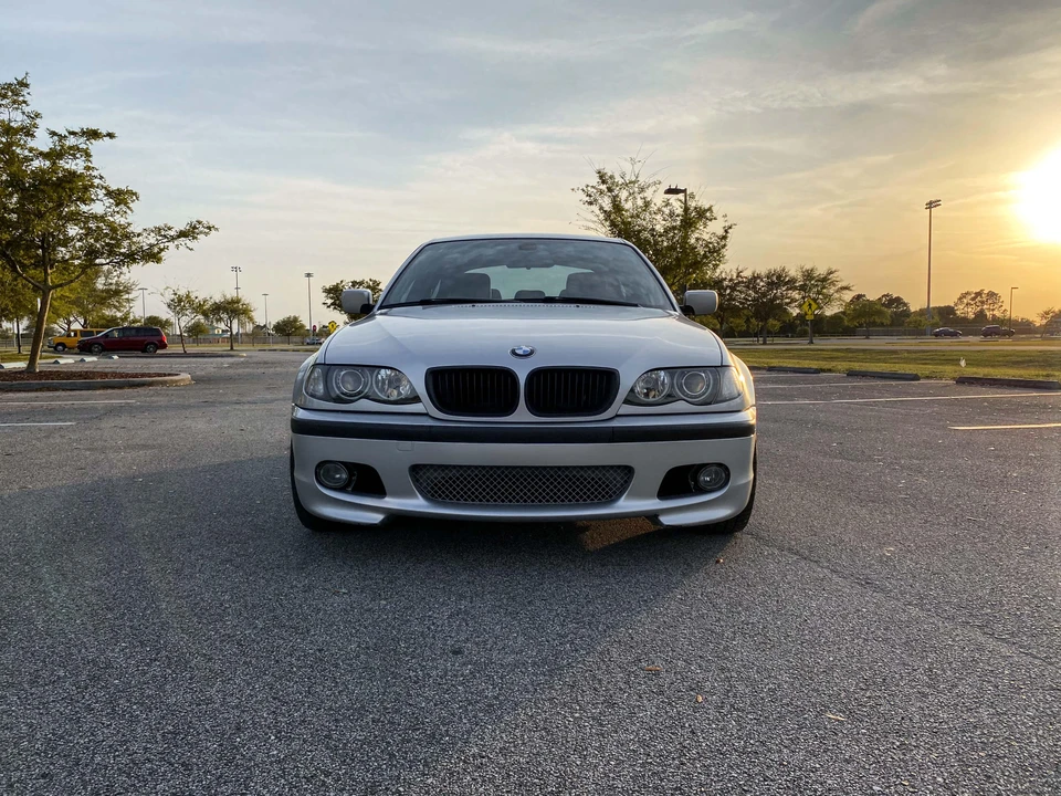 2005 BMW E46 330i & 330Ci - Image 7 of 31