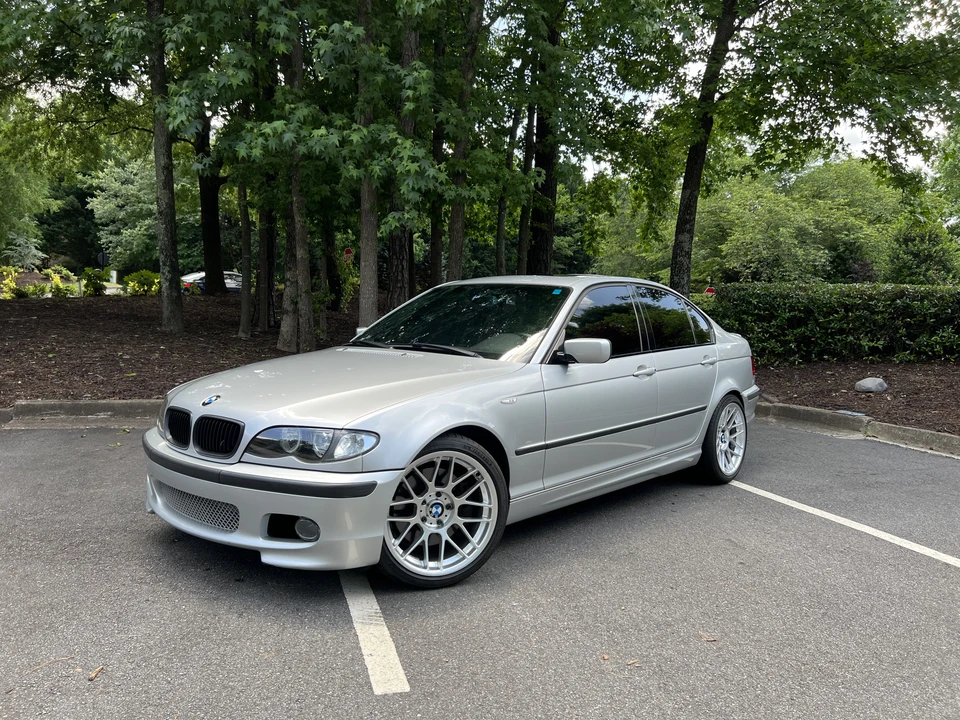 2005 BMW E46 330i & 330Ci - Image 7 of 8