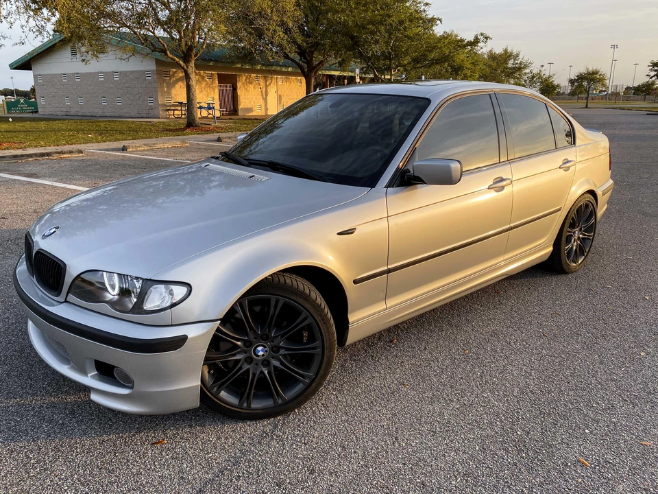 2005 BMW E46 330i & 330Ci - Image 14 of 31