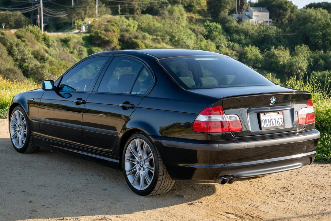 2005 BMW E46 330i & 330Ci - Image 4 of 31
