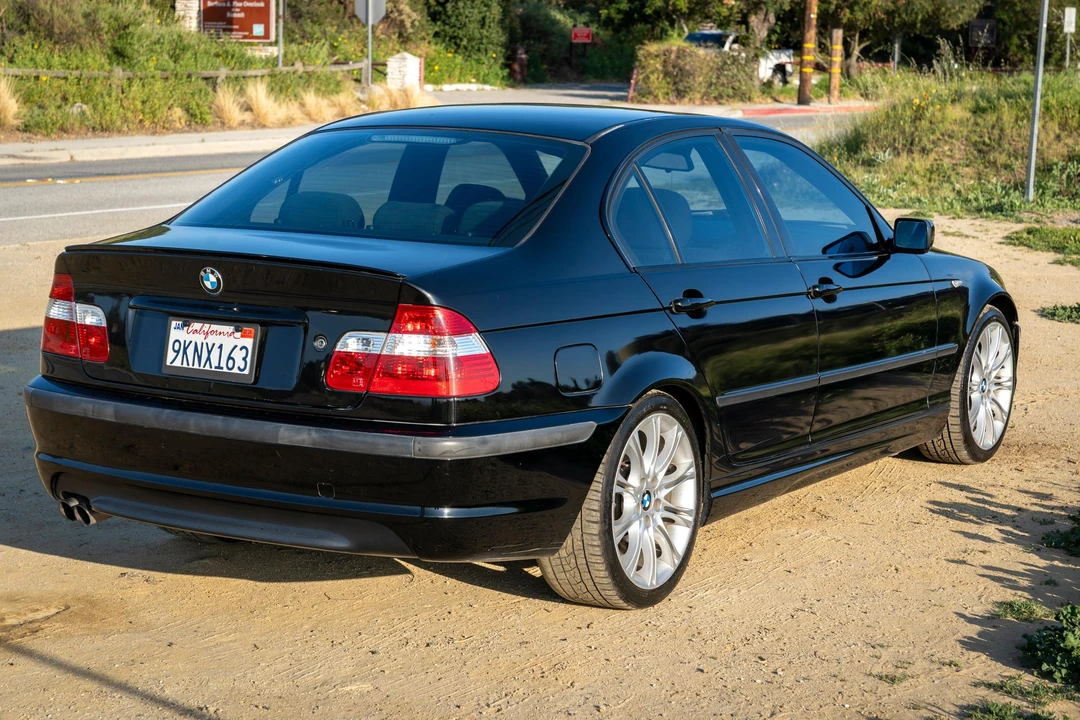 2005 BMW E46 330i & 330Ci - Image 12 of 31
