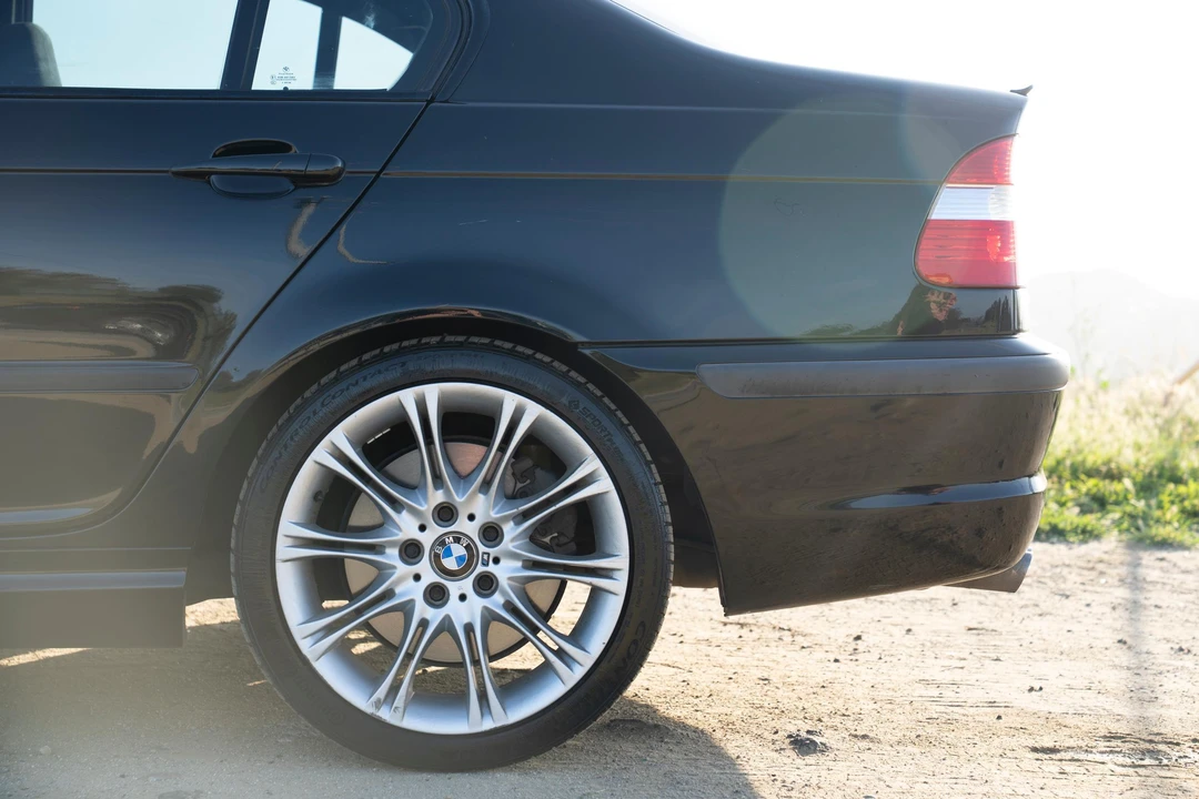2005 BMW E46 330i & 330Ci - Image 26 of 31