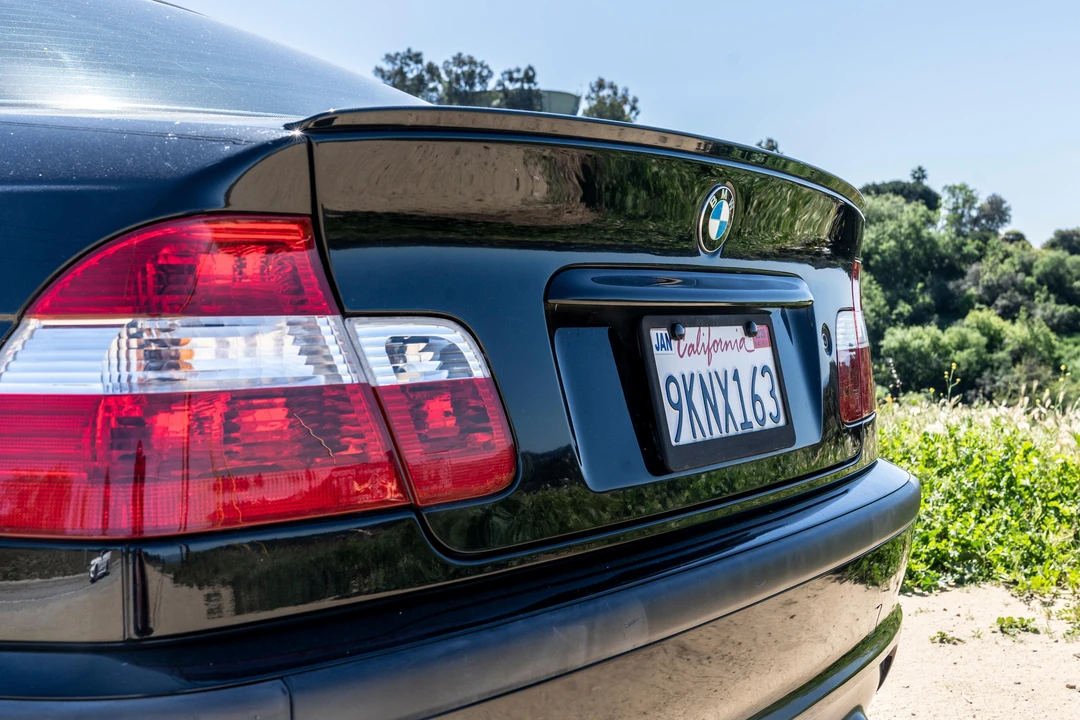 2005 BMW E46 330i & 330Ci - Image 16 of 31