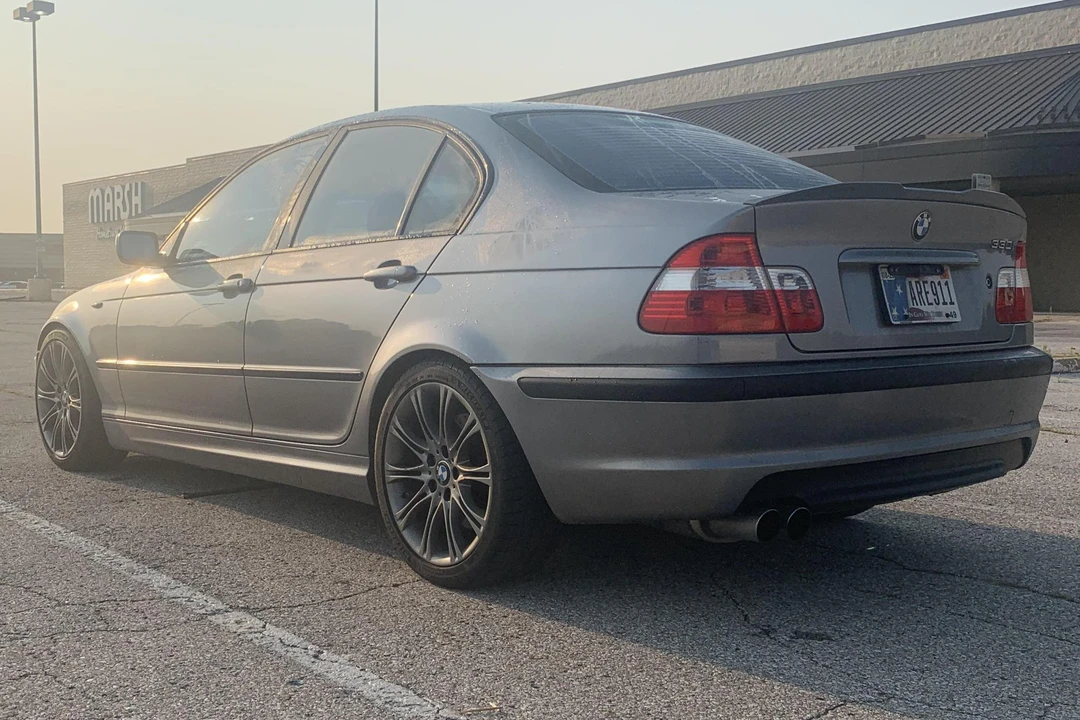 2005 BMW E46 330i & 330Ci - Image 4 of 31