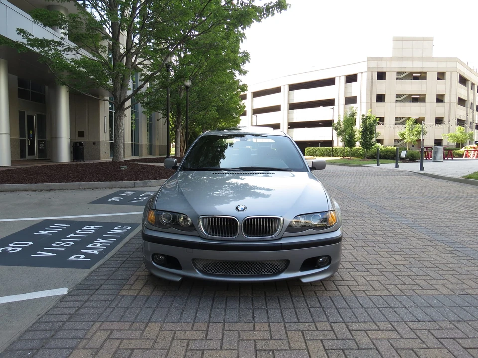 2005 BMW E46 330i & 330Ci - Image 22 of 31