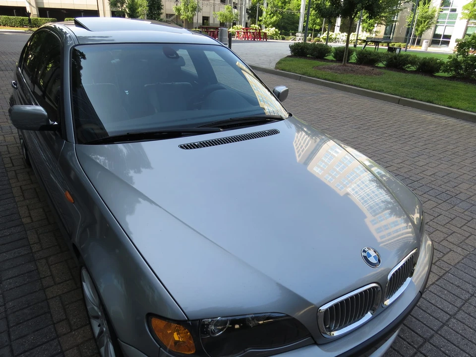 2005 BMW E46 330i & 330Ci - Image 25 of 31