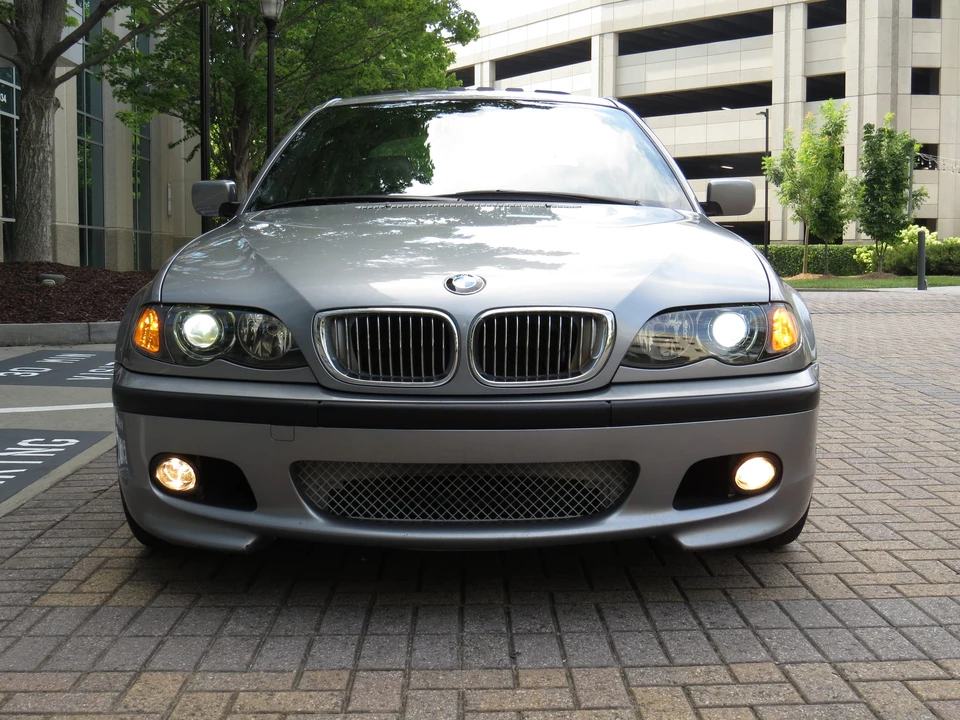 2005 BMW E46 330i & 330Ci - Image 3 of 31