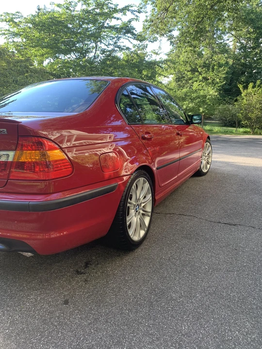 2005 BMW E46 330i & 330Ci - Image 25 of 31