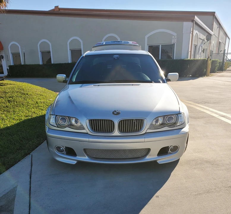 2005 BMW E46 330i & 330Ci - Image 6 of 31