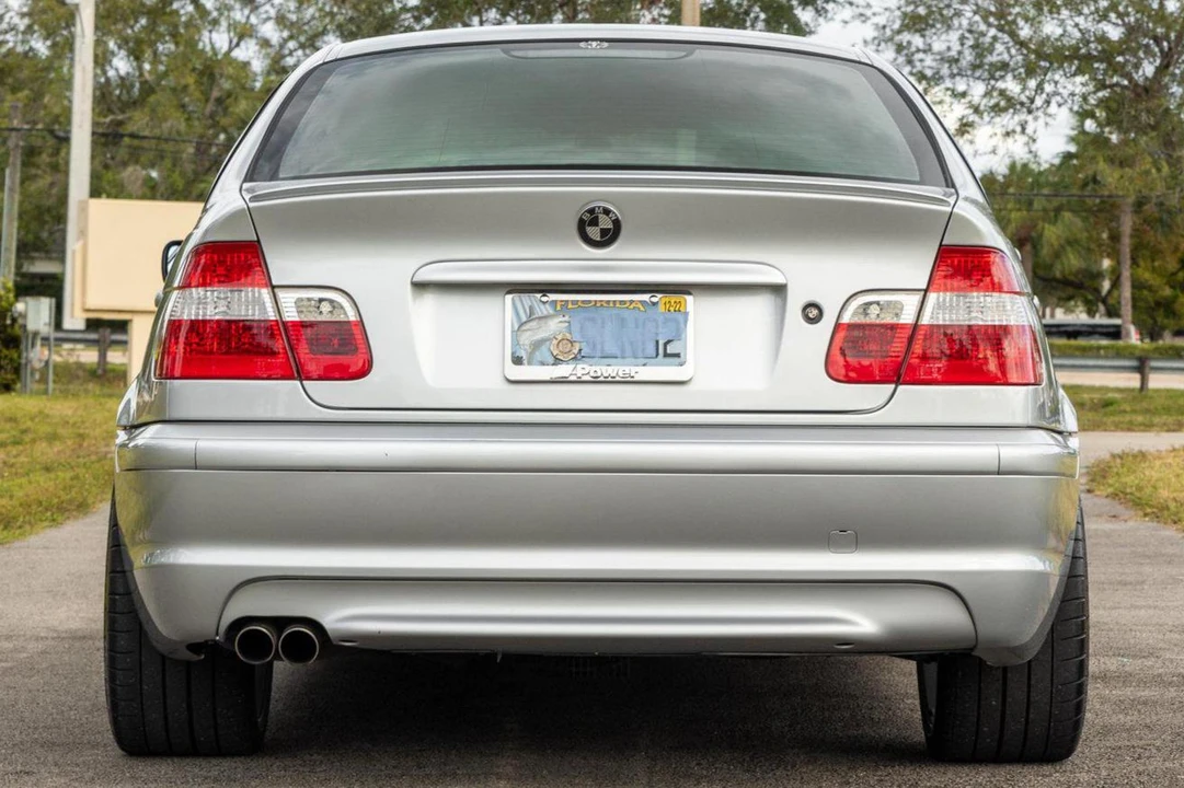 2005 BMW E46 330i & 330Ci - Image 5 of 31