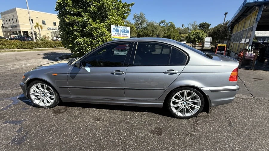 2005 BMW E46 330i & 330Ci - Image 2 of 26