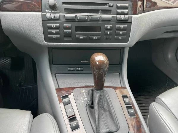 2005 BMW E46 330i & 330Ci - Image 7 of 7