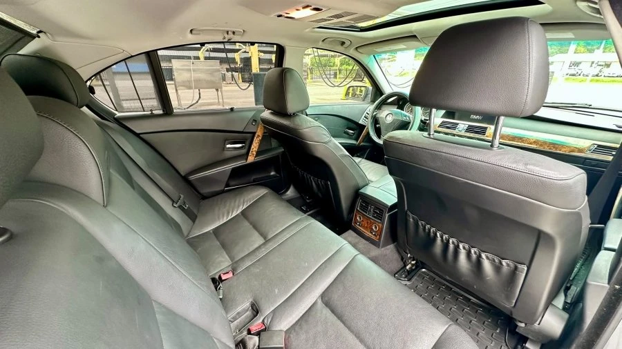 2005 BMW E60 5 Series Sedan - Image 10 of 20