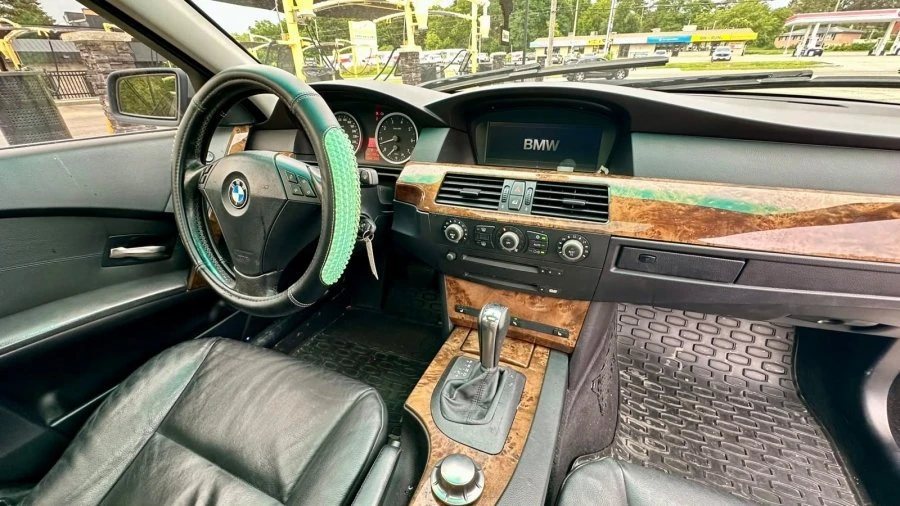 2005 BMW E60 5 Series Sedan - Image 15 of 20