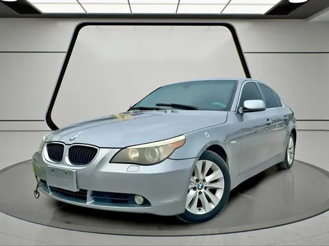2005 BMW 5 Series 530i