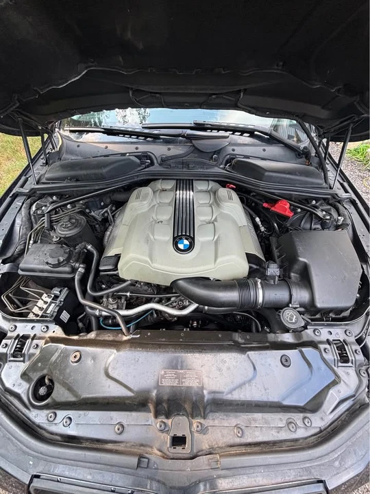 2005 BMW E60 5 Series Sedan - Image 8 of 20