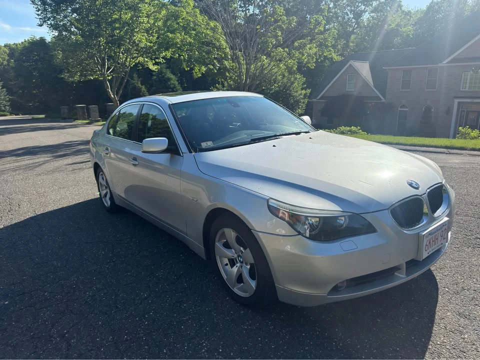 2005 BMW E60 5 Series Sedan - Image 2 of 10