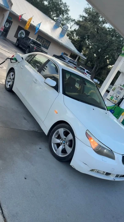 2005 BMW E60 5 Series Sedan - Image 2 of 8