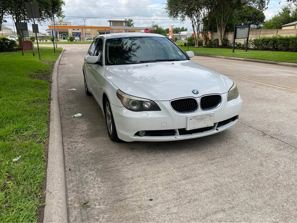 2005 BMW E60 5 Series Sedan - Image 2 of 7