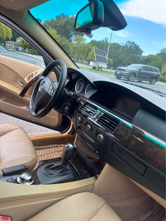2005 BMW E60 5 Series Sedan - Image 7 of 10