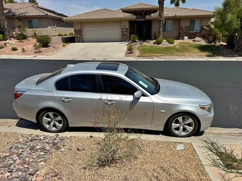 2005 BMW 5 Series 525i Sedan
