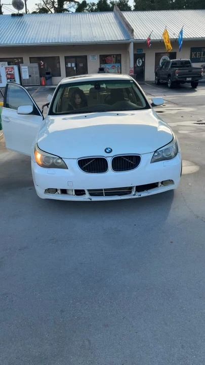 2005 BMW E60 5 Series Sedan - Image 4 of 8