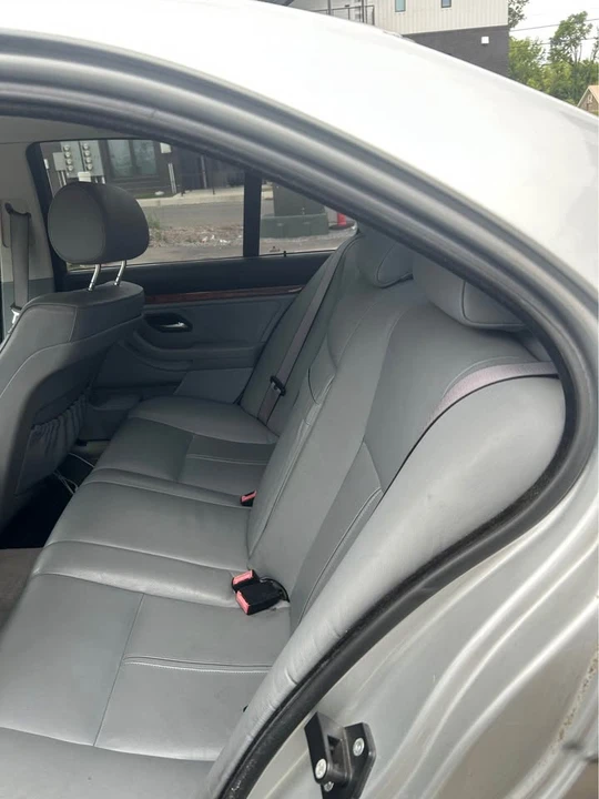 2005 BMW E60 5 Series Sedan - Image 4 of 8