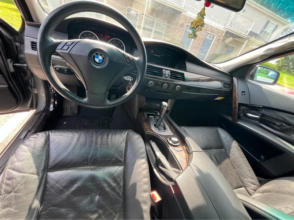 2005 BMW E60 5 Series Sedan - Image 8 of 15