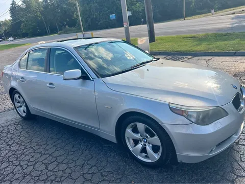 2005 BMW 5 Series 525i Sedan 4D