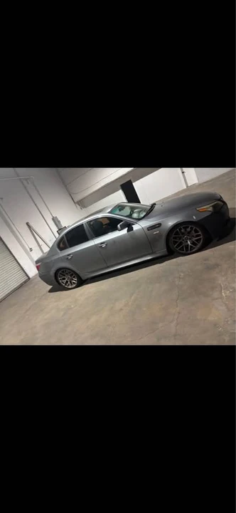 2005 BMW E60 5 Series Sedan - Image 4 of 4