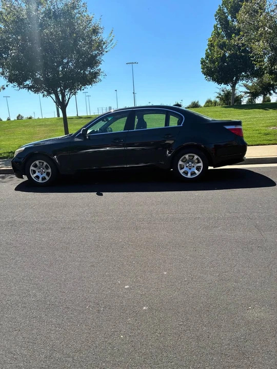2005 BMW E60 5 Series Sedan - Image 2 of 6