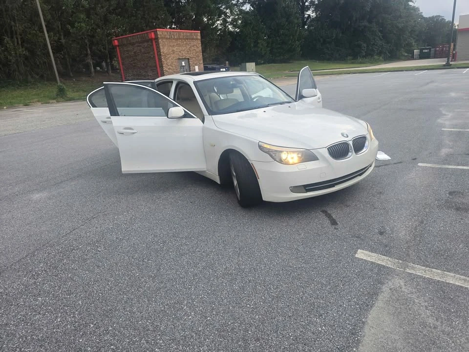 2005 BMW E60 5 Series Sedan - Image 2 of 9