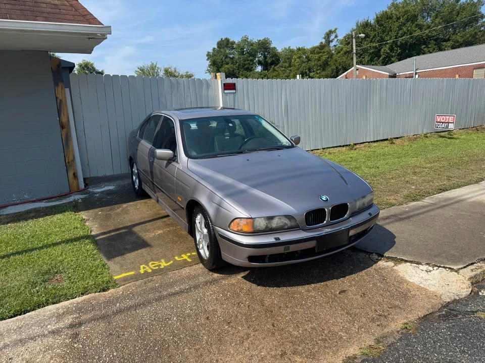 2005 BMW E60 5 Series Sedan - Image 3 of 4