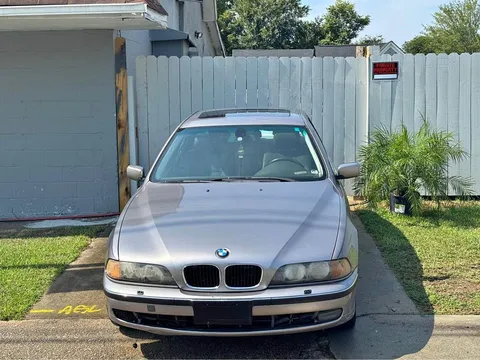 2005 BMW 5 Series 528i Sedan 4D
