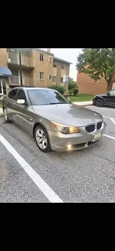 2005 BMW 5 Series 528xi Sedan 4D