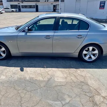 2005 BMW 530i