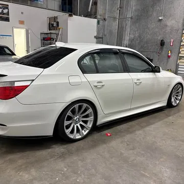 2005 BMW 5 Series 530i Sedan