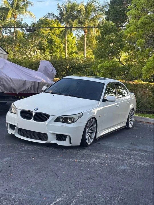 2005 BMW E60 5 Series Sedan - Image 11 of 19