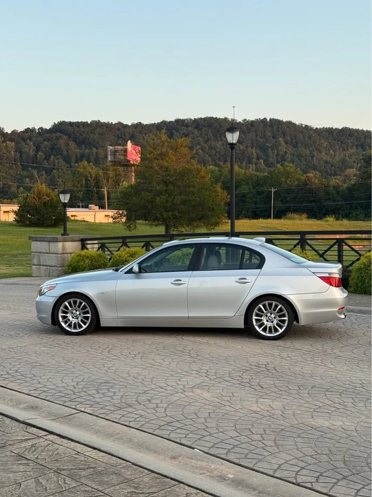 2005 BMW E60 5 Series Sedan - Image 4 of 20