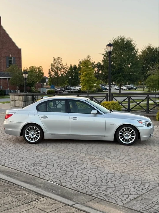 2005 BMW E60 5 Series Sedan - Image 7 of 20