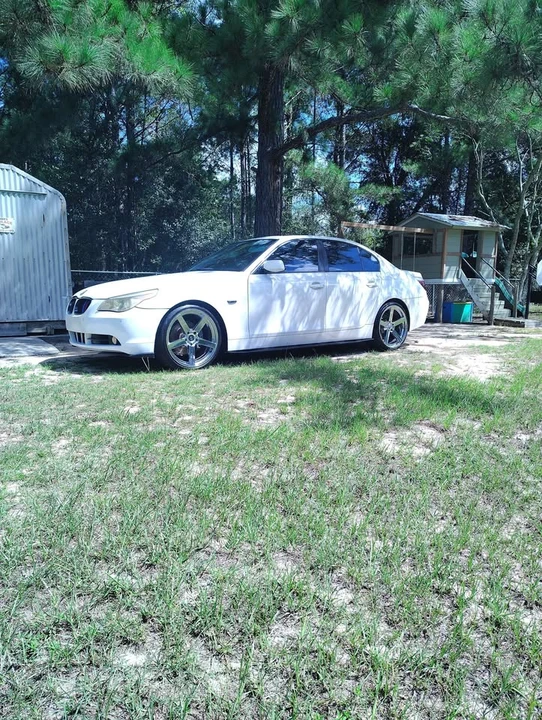 2005 BMW E60 5 Series Sedan - Image 2 of 10