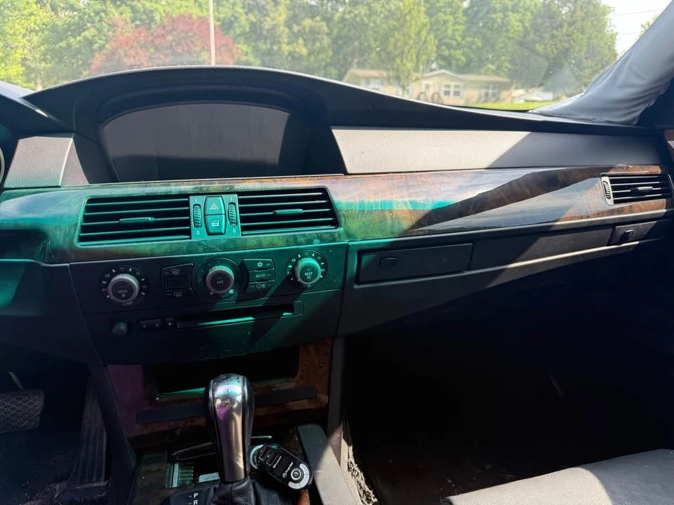 2005 BMW E60 5 Series Sedan - Image 3 of 12