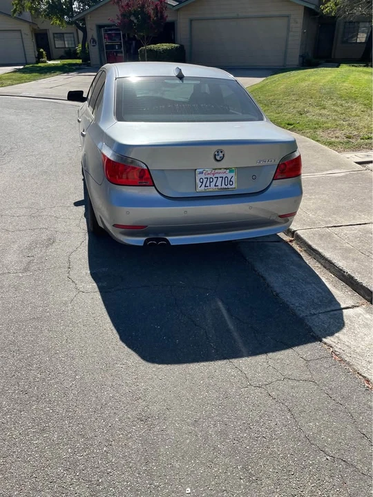 2005 BMW E60 5 Series Sedan - Image 3 of 4