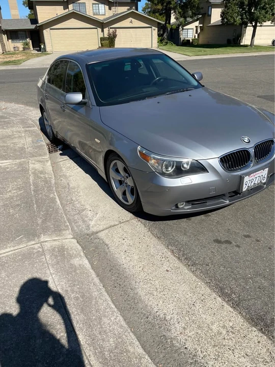 2005 BMW E60 5 Series Sedan - Image 2 of 4
