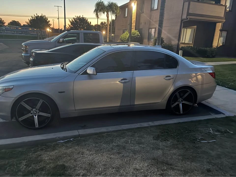 2005 BMW E60 5 Series Sedan - Image 2 of 9