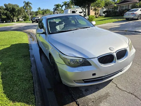 2005 BMW 5 Series 530i Sedan 4D